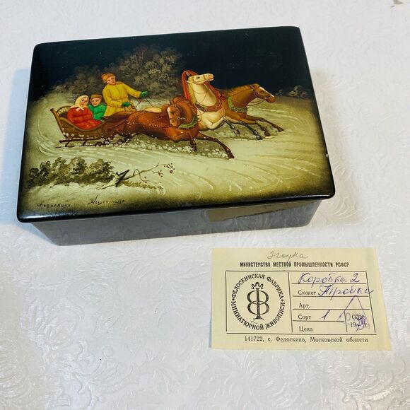 3 Fedoskino Hand Painted Lacquer Boxes USSR - Picture 10 of 16